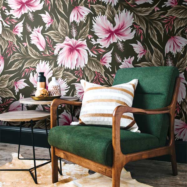 Photoshop mockup with hibiscus wallpaper by Andrea Muller